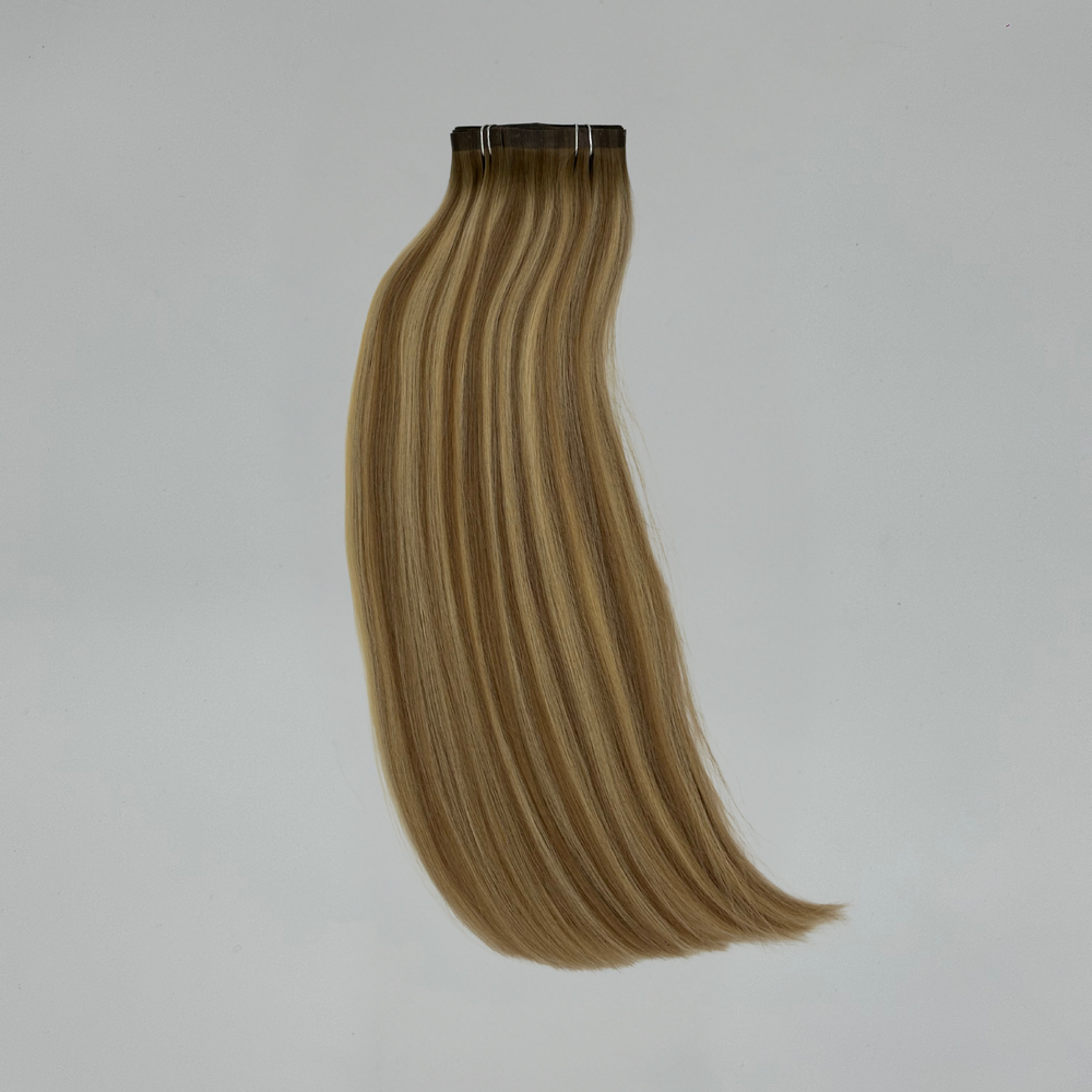#5 Copenhagen Blonde – clip-in extensions, i håret