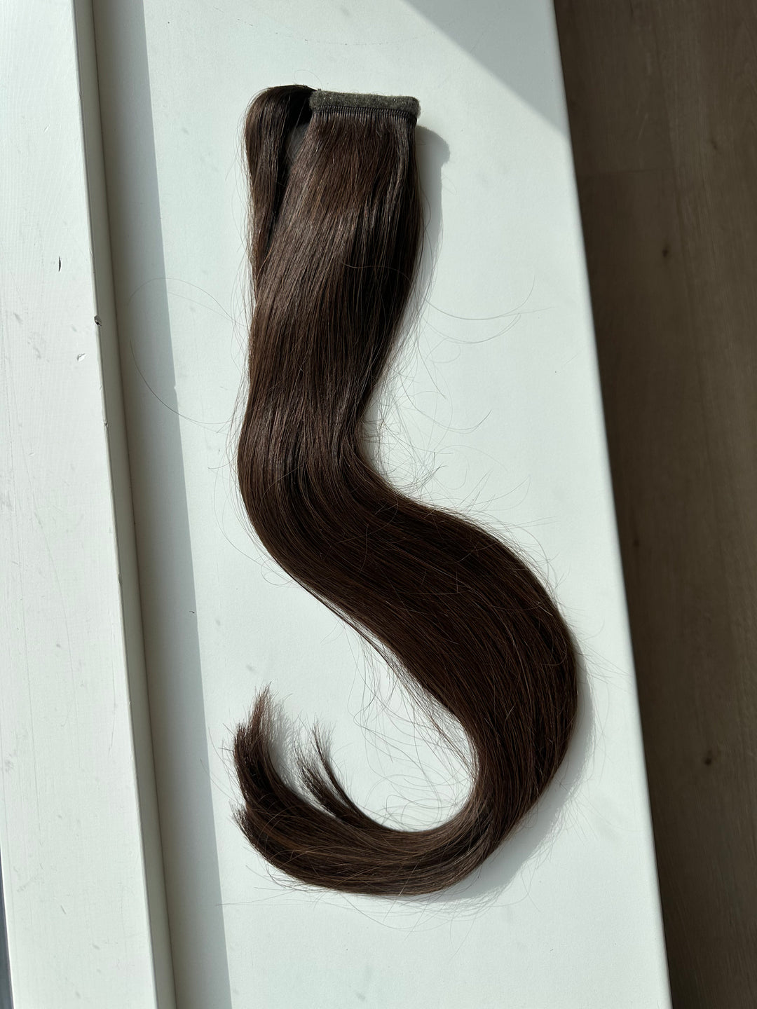 Ponytail extension 50 cm mørkebrun #2 Mochachino 100 gram ægte hår